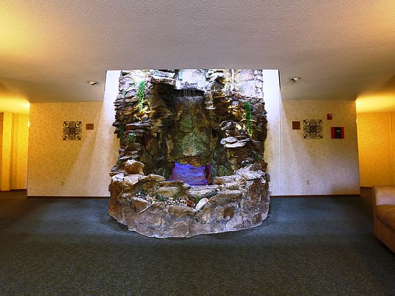 3rd image of 2700 Oxford St N APT 136