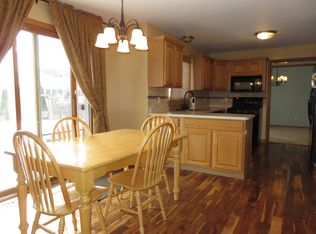 3219 121st Pl, Pleasant Prairie, WI 53158