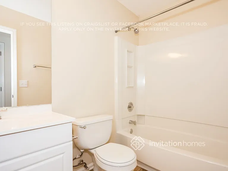 8728 Oakham St — Photo 18