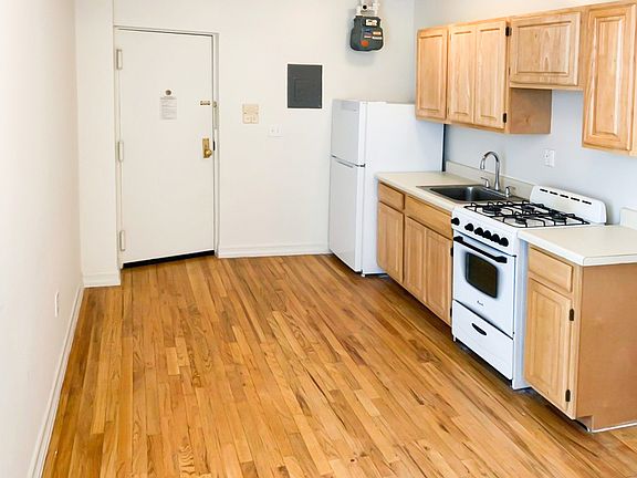 2nd image of 206 E 67th St APT 44