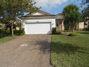 3rd image of 9860 SW Glenbrook Dr