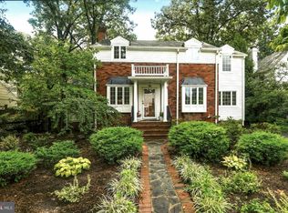 3406 Cameron Mills Rd, Alexandria, VA 22305