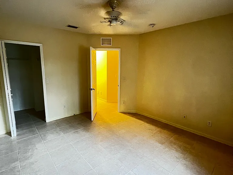 10032 Ravello Blvd #1 — Photo 11