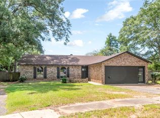 5805 Holly Hill Ct, Mobile, AL 36609