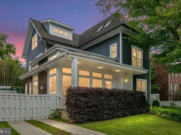 1713 N Wayne St, Arlington, VA 22201