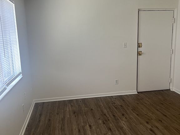 4th image of 1034-1038 Cherry Dr #10904924