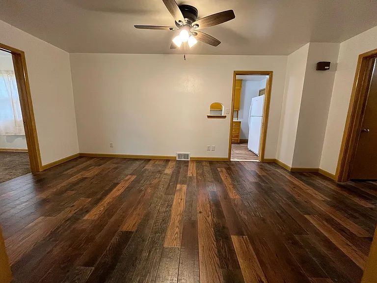 107 S Duluth Ave #1 — Photo 5