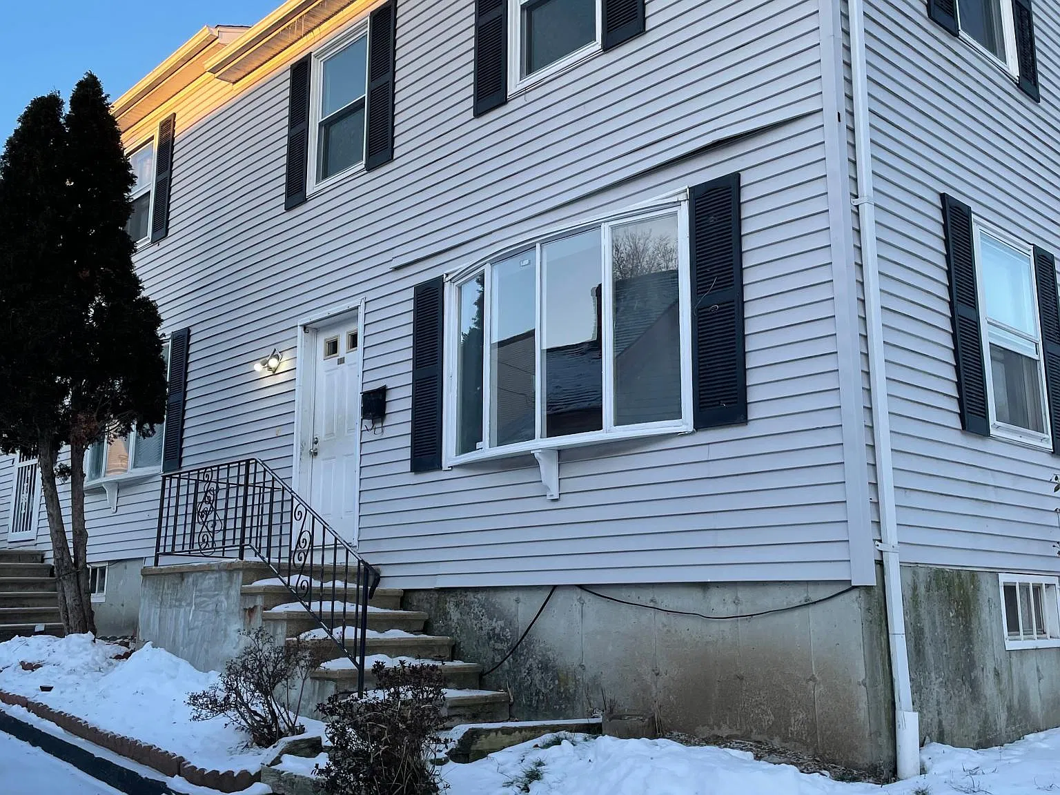 20 Lagrange St — Photo 2