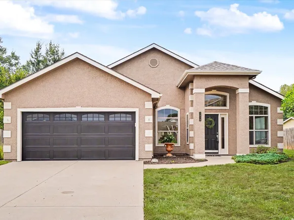 1519 Acorn Ln, Eudora, KS 66025