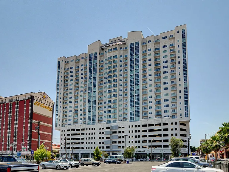 150 Las Vegas Blvd #1914 — Photo 30