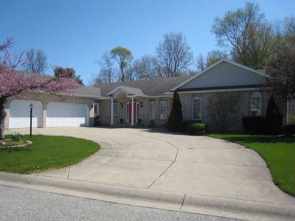 3rd image of 57524 Shorewood Dr E