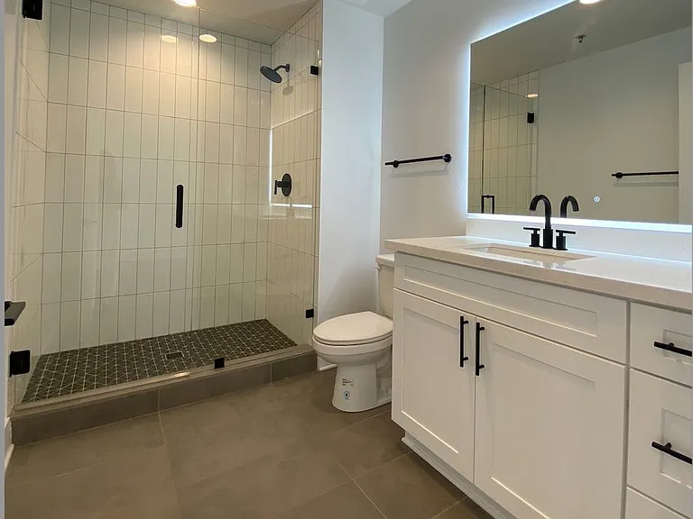 Lofts At Abrams Fixtures — Photo 43