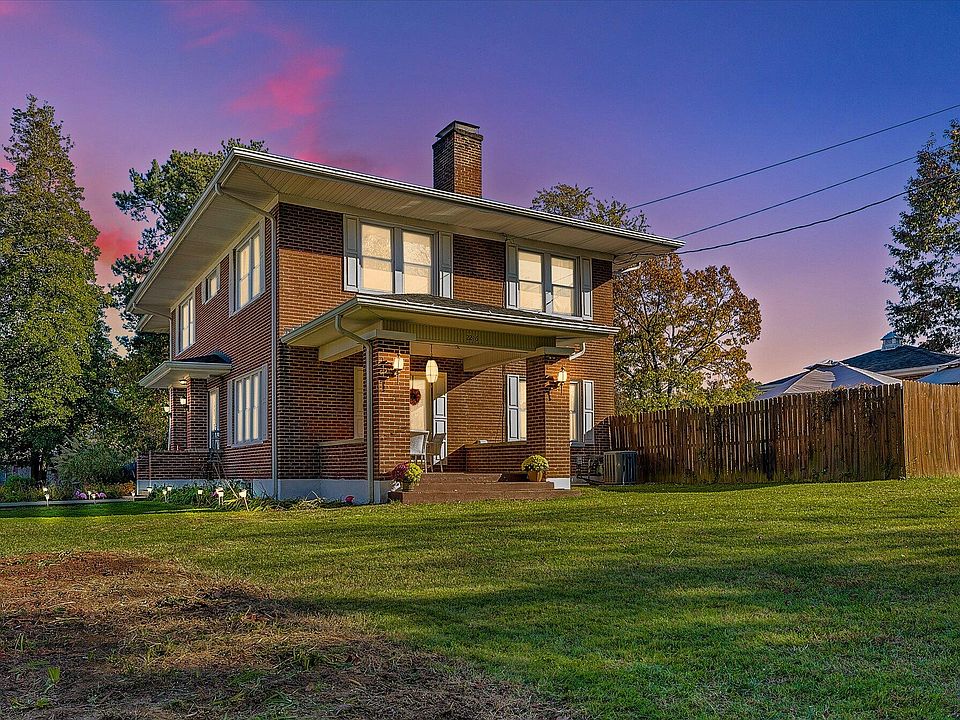 2216 Ellison Ave, Salem, VA 24153 Zillow