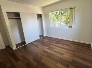 222 E 92nd St APT 3, Los Angeles, CA 90003