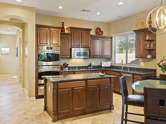 2nd image of 1460 E Yellowstone Pl