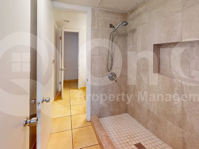 1620 N Wilmot Rd #118 — Photo 12