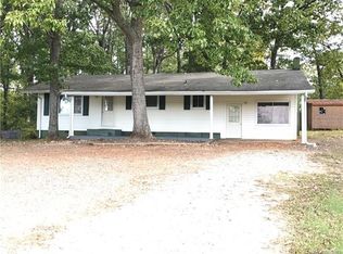 2240 Mathis Church Rd, Catawba, NC 28609