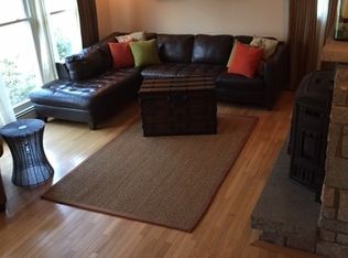 31 Edgewood Rd, Wells, ME 04090