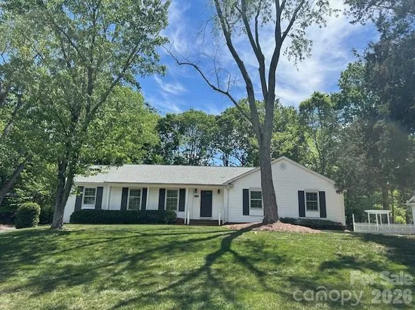 6510 Windyrush Rd, Charlotte, NC 28226