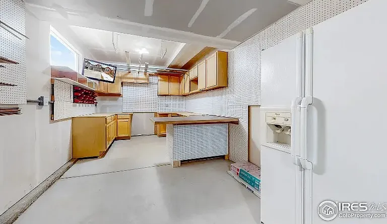 2527 Sunbury Ln — Photo 12