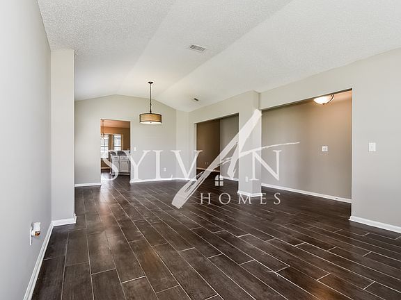 016-photo-living-room-12224018_12022022