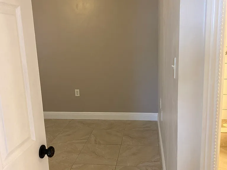 5 High Point Cir W #111 — Photo 17