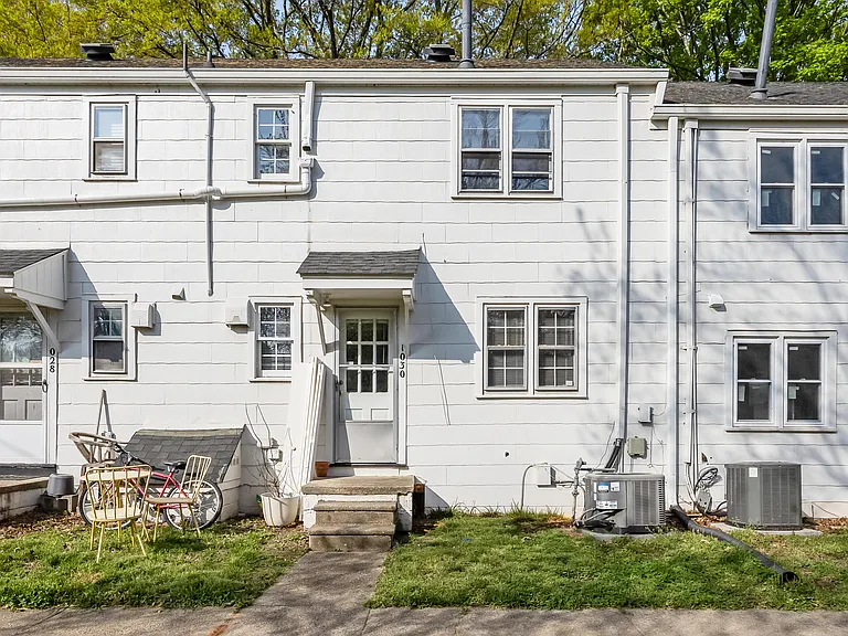 1030 Nichols Dr — Photo 24