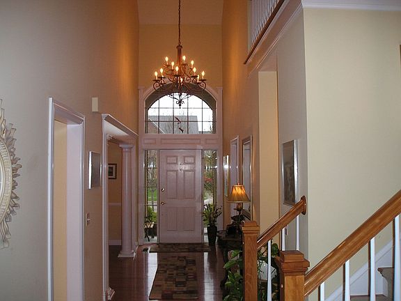 2 story grand entrance