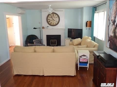 4th image of 103 82nd Ave