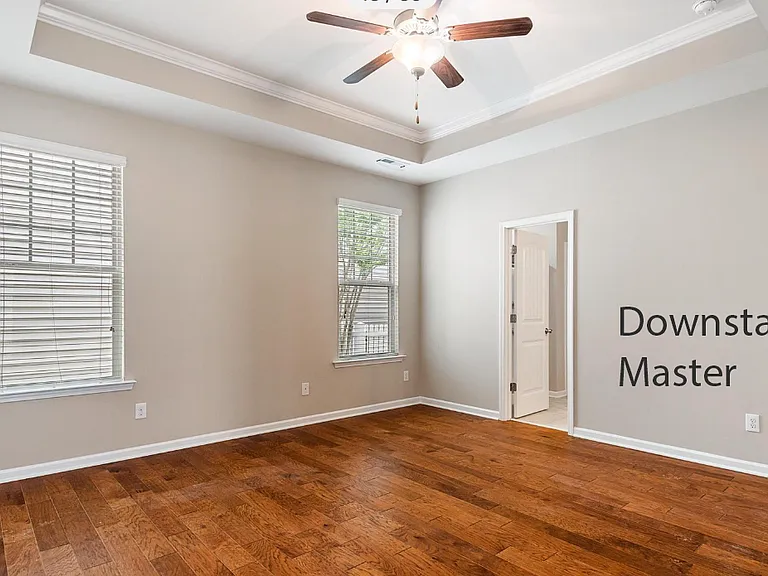 738 Keystone Park Dr — Photo 16
