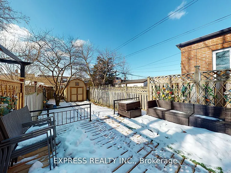146 Blackthorn Ave #LOWER — Photo 12