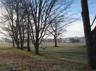 1570 Husband Rd, Somerset, PA 15501