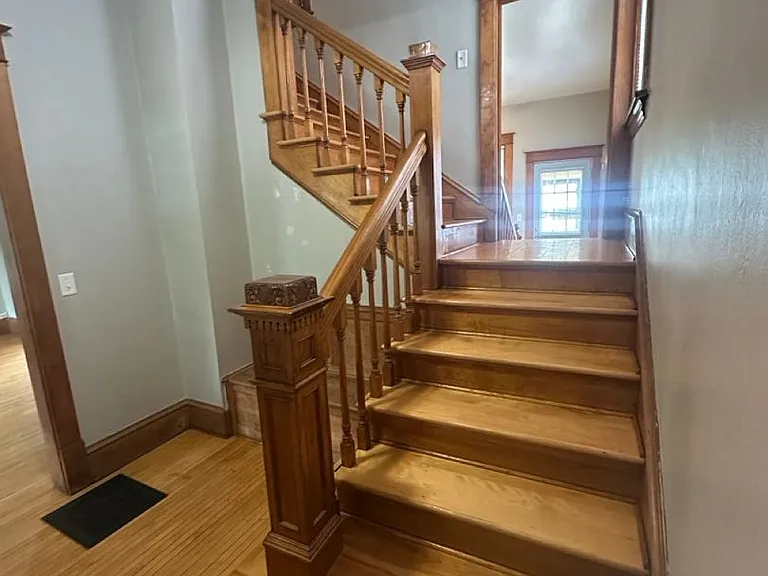 453 Wheeler St N — Photo 12