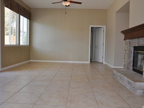 3rd image of 1713 Bastona Dr