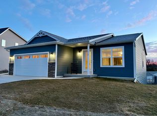 1510 Wedgewood Dr, Watertown, WI 53098