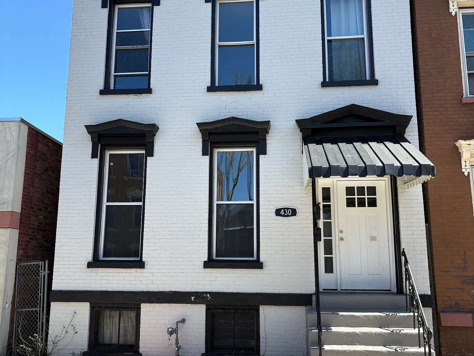 2 bed, $1,550 — Photo 1