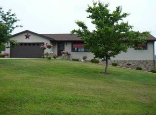 53003 Farmington Rd, Bridgeport, OH 43912