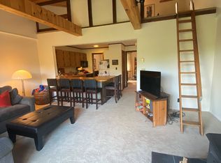 182 Upper Round Top Rd #D, Plymouth, VT 05056