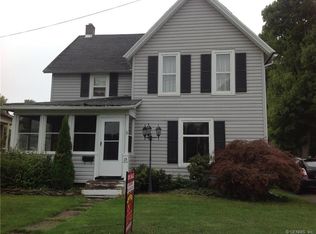 15 Benedict St, Perry, NY 14530