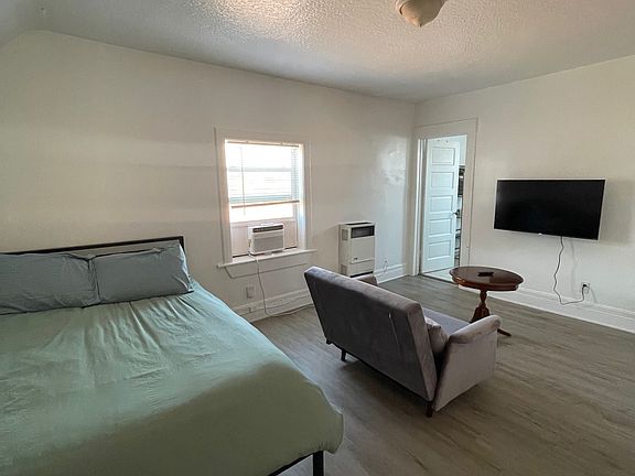 3rd image of 4510 N Figueroa St APT 3