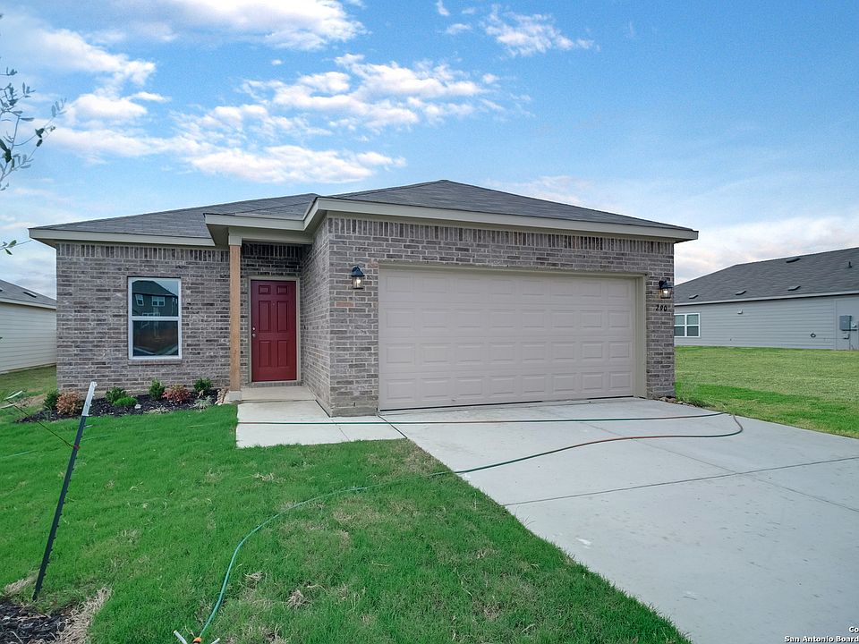 1st image of 290 Rolling Hills