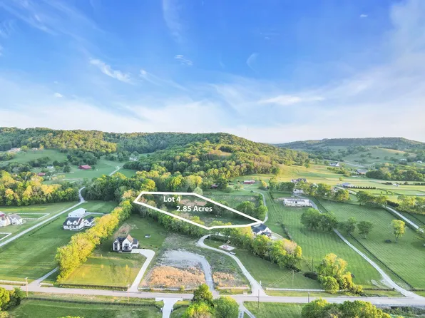 2411 Allisona Rd, Eagleville, TN 37060