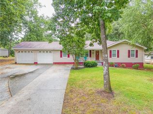 145 N Bellview Rd, Aragon, GA 30104