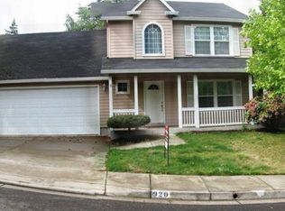 920 S 68th St, Springfield, OR 97478