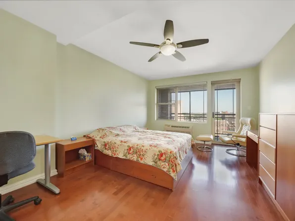 40-40 75th Street image 16 of 28