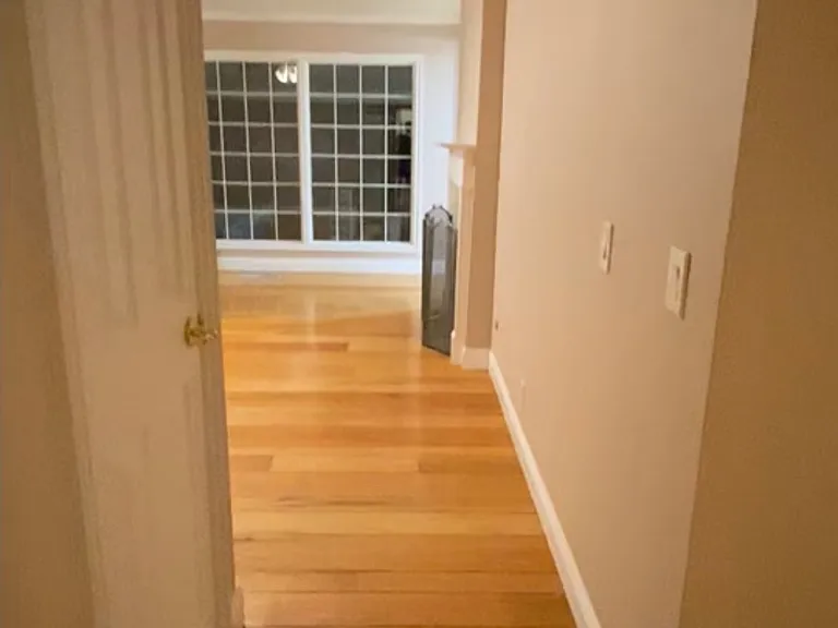 5143 Rafton Dr — Photo 18