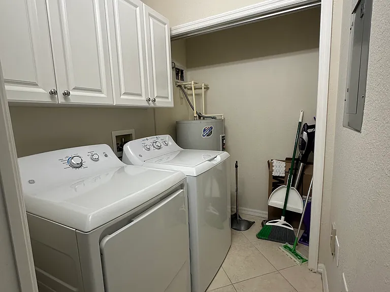 6345 Lexington Ct #201 — Photo 23