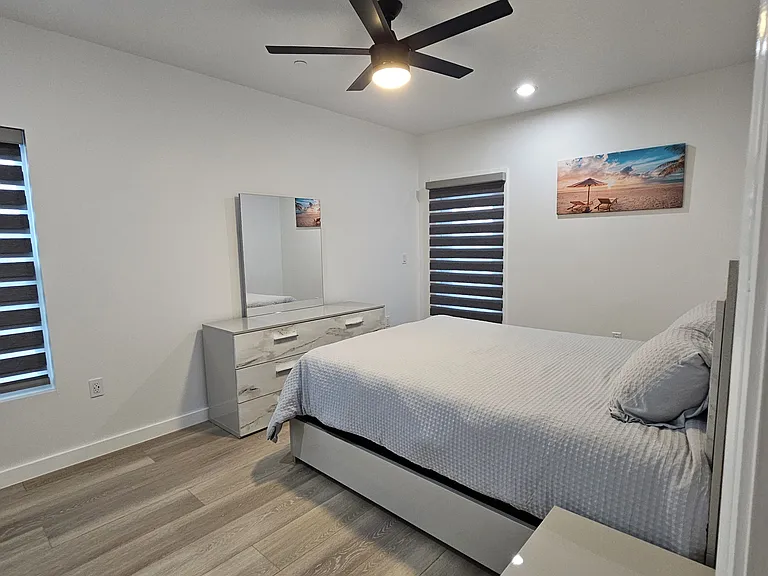 527 N Garden Ave #4 — Photo 6