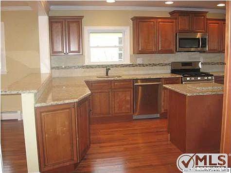 3rd image of 34 Saint Kitts Dr