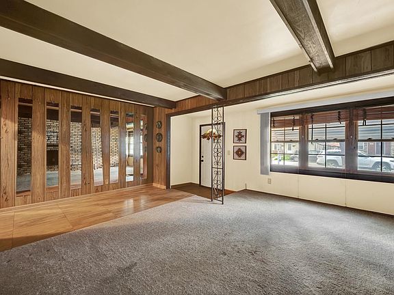 5th image of 9541 S Marion Ave